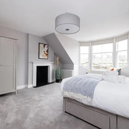 Dragon Suites - City Centre Castle View 1 Bed Apartment Edinburgh Exterior photo