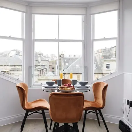Dragon Suites - City Centre Castle View 1 Bed Apartment Edinburgh Exterior photo