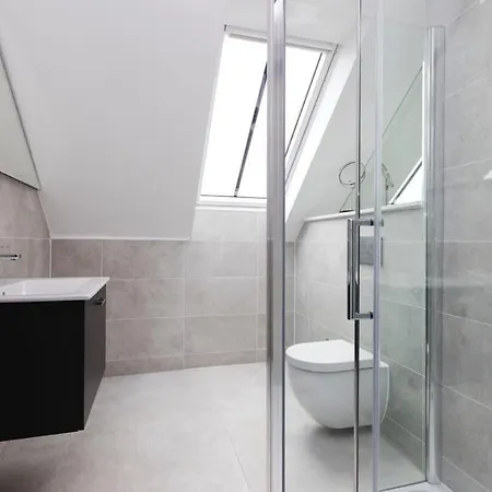 Dragon Suites - City Centre Castle View 1 Bed Apartment Edinburgh Exterior photo